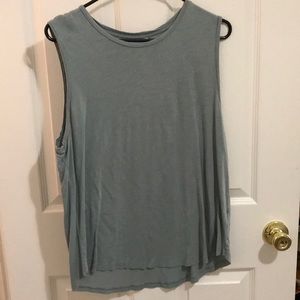 Gray/blue tank top with deep sides great condition
